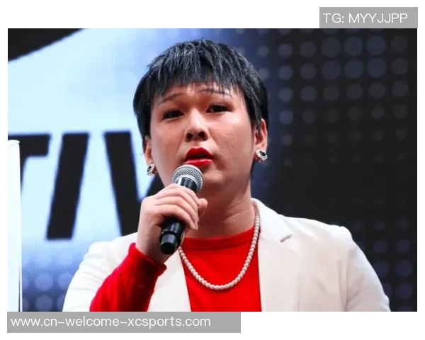 武尊Plus碾压式KO对手重回巅峰，却要退役？日媒称其身体残缺不胜，终究怎么回事…